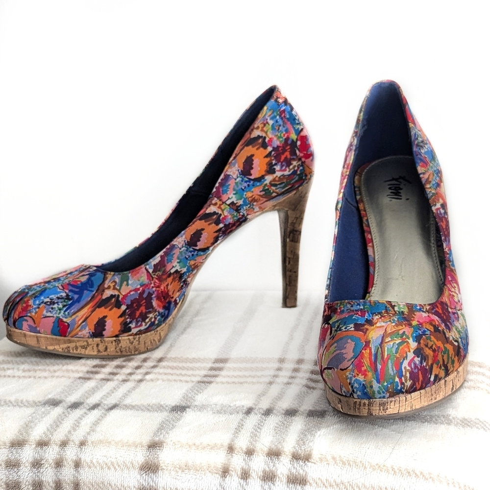 FIONI Laguna Tropical Multicolor Floral High Heel Platforms Stilettos - Picture 5 of 8